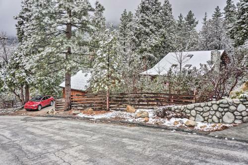 Remodeled Idyllwild Cabin With Hot Tub And Forest Views