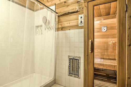 Remodeled Idyllwild Cabin With Hot Tub And Forest Views