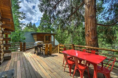 Remodeled Idyllwild Cabin With Hot Tub And Forest Views