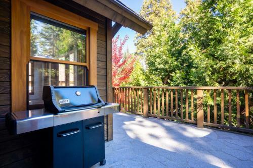 Cedar Crest - Eagle Cottage 8