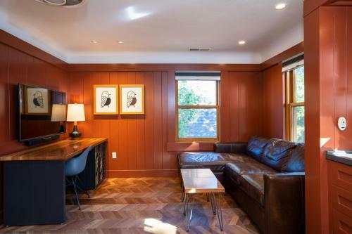 Cedar Crest - Robin Cottage 6