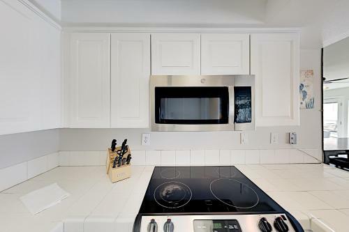 Apartamento Ocean-view Condo - Direct Beach Access Condo