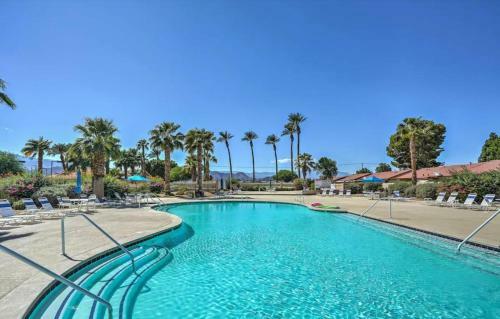 Top Rated 5 Star Getaway Bbq Pool Spa 2br