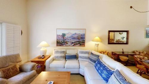Top Rated 5 Star Getaway Bbq Pool Spa 2br