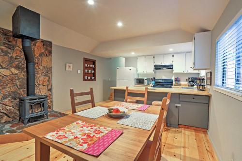 Bright Kings Beach Home With Deck Walk To Lakefront