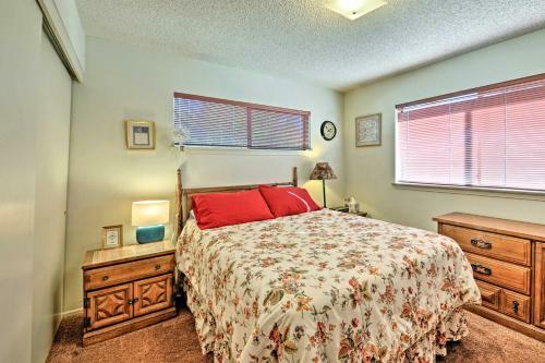 Kernville Home In Great Location With Views And Patio!