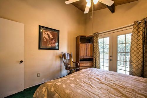 Kern River Home With Balcony, Fire Pit And Mtn Views!