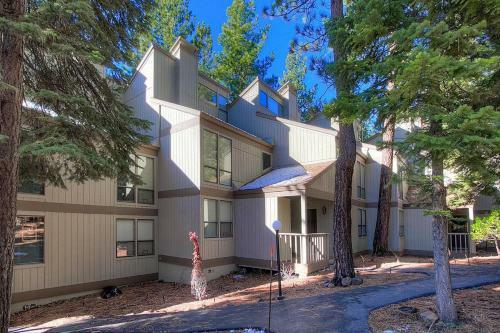 Cheyennes Place By Lake Tahoe Accommodations