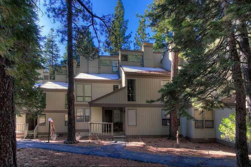 Cheyennes Place By Lake Tahoe Accommodations