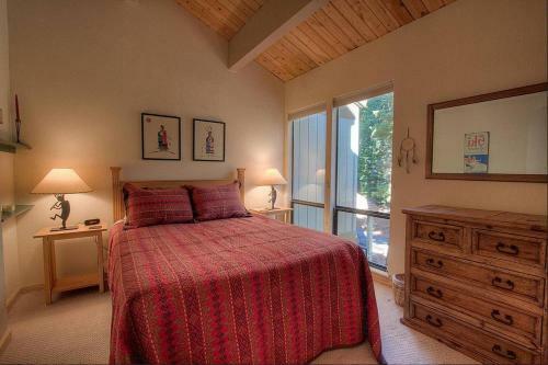 Cheyennes Place By Lake Tahoe Accommodations