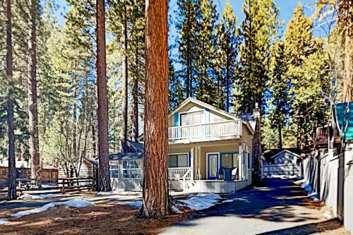 Exceptional Vacation Home In Kings Beach Cabin