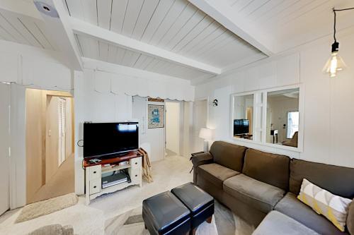 Exceptional Vacation Home In Kings Beach Cabin