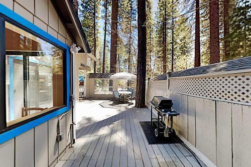 Exceptional Vacation Home In Kings Beach Cabin
