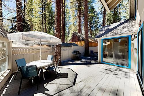 Exceptional Vacation Home In Kings Beach Cabin