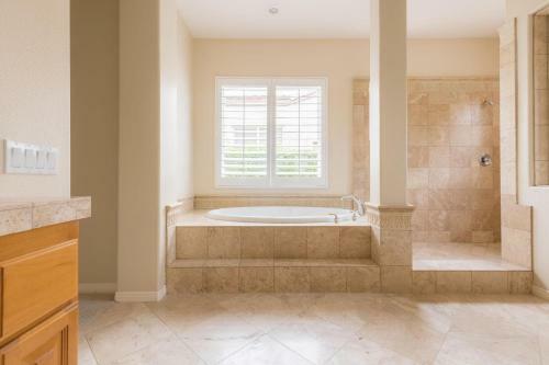 Fowler By Avantstay Lic-065,889