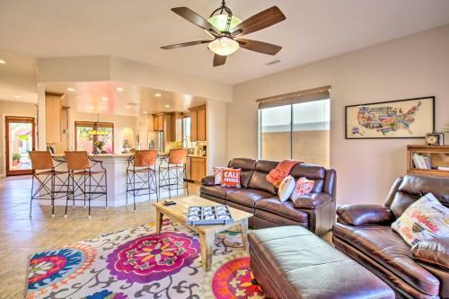 Lavish Escape With Pool 1 Mi To Old Town La Quinta!