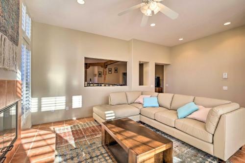 Oasis With Mtn Views, About 1 Mi To Old Town La Quinta!