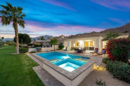 Desert Oasis 5 Star Private Pool-spa-bbq And More