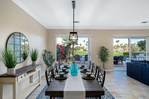 Desert Oasis 5 Star Private Pool-spa-bbq And More