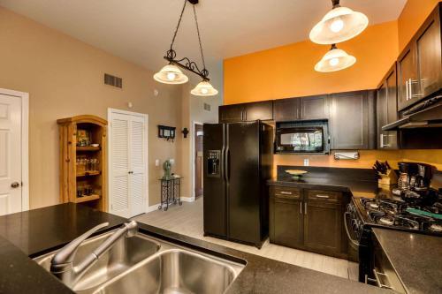 La Quinta Vacation Pool Home