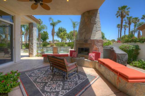 1 Rated Luxury Estate-pool Oasis 3br