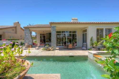 1 Rated Luxury Estate-pool Oasis 3br