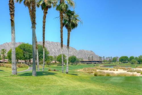 1 Rated Luxury Estate-pool Oasis 3br
