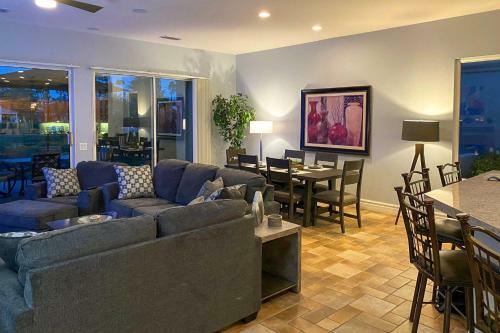 Upscale Golfers Haven On Pga West With Patio!