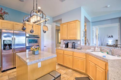 Upscale Golfers Haven On Pga West With Patio!