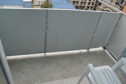 Irakli's Apartment With Sea View