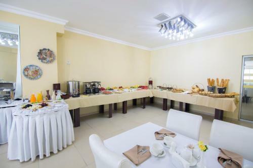 Aisi Hotel