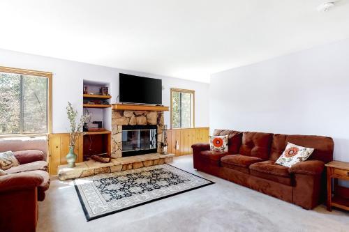 Lake Arrowhead Cabin Getaway!