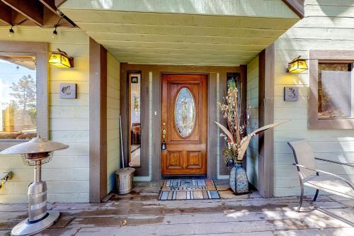 Lake Arrowhead Cabin Getaway!