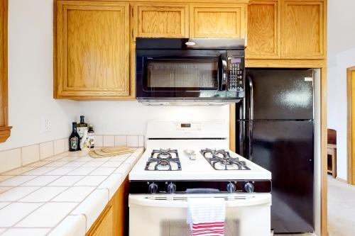 Lake Arrowhead Cabin Getaway!