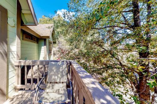 Lake Arrowhead Cabin Getaway!