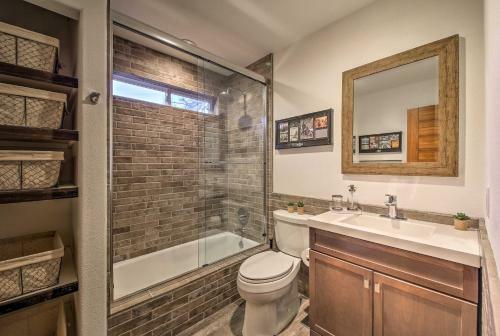 Lake Arrowhead Home With Views - 3 Mi To Village
