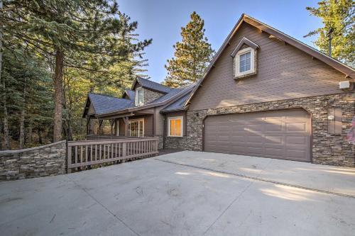 Lake Arrowhead Home With Views - 3 Mi To Village