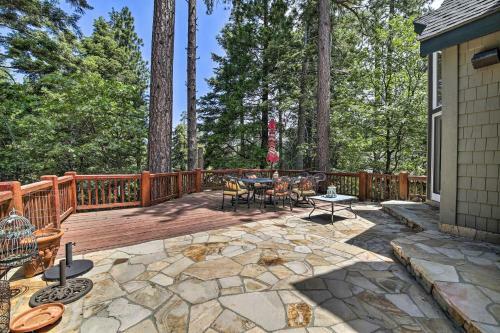 Incredible Lake Arrowhead Home With Views And Decks!
