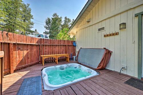 Gorgeous Home With Mtn View And Jacuzzi, 4mi To Village
