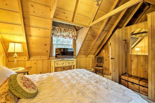 Vintage Snow White Cottage About 2mi To Village