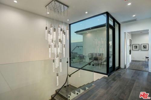 New Colgate Villa