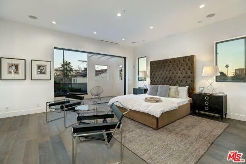 New Colgate Villa