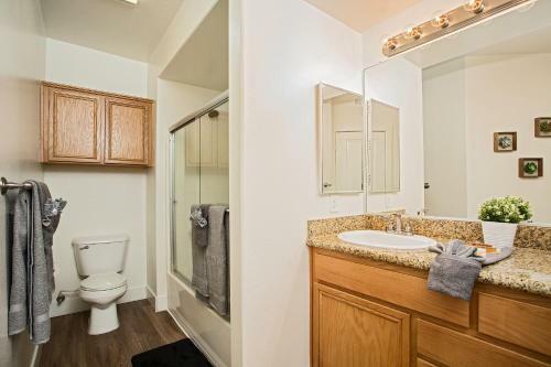 Apartamento Westwood Luxury Suites
