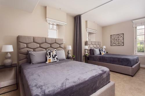 Apartamento Westwood Luxury Suites