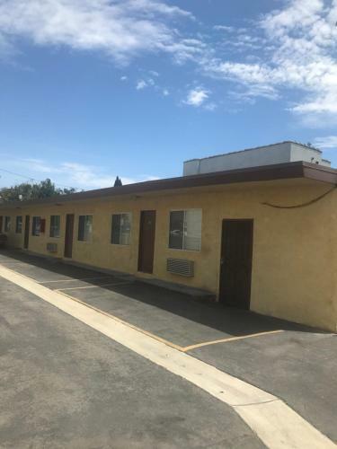 Hotel All 8 Motel