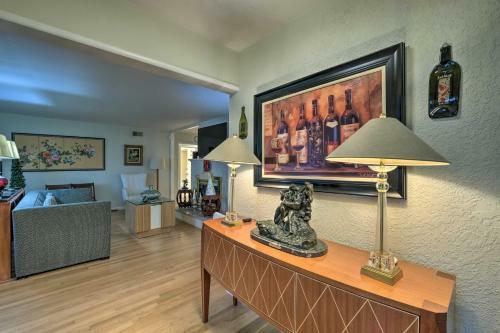 Downtown Lodi Luxury Home - 1 Mile To Lodi Lake!