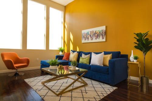 Apartamento Downtown La Deluxe Suites
