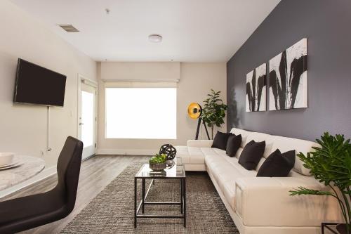 Apartamento Downtown La Deluxe Suites