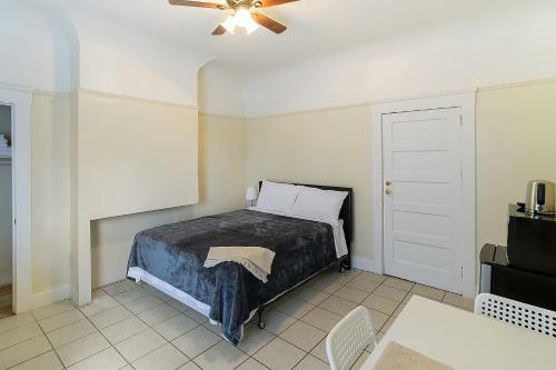 Albergue Pads On Pasadena Ave