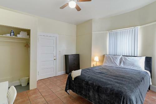 Albergue Pads On Pasadena Ave